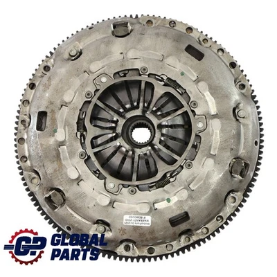 VW Seat Skoda Audi A3 8P Dual Mass Fly Wheel 2.0 TDI Valeo 704117 C0703699 Set - Image 1 of 4