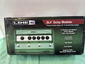 Pedal efecto para guitarra Line6 DL4 Digital Delay Modeler con fuente de alimentación - Imagen 1 de 21
