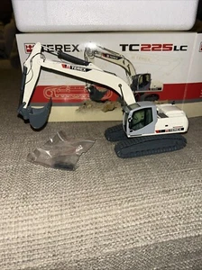 NZG 698 TEREX TC 225 LC Raupenbagger 1:50 Baumaschine Bagger Raupenbagger - Bild 1 von 9