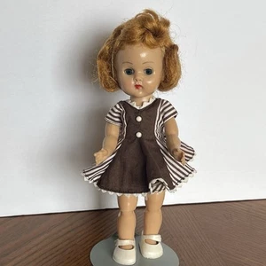 Ginny Vogue Jointed Walker Red Brownish Hair Stripes Dress Outfit Shoes 8" - Picture 1 of 21