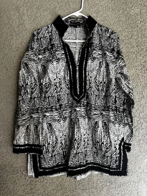 Dana Buchman Signature Wm Size Large Black White Animal Print Large Tunic Top - Image 1 of 4
