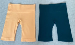 Primark Ladies Ribbed Cycling Shorts 2 x Size XS UK 6-8 Orange and Bottle Green - Picture 1 of 7