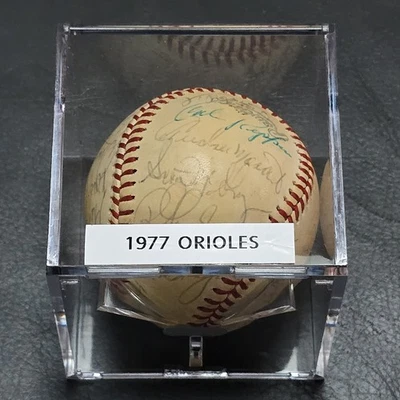 1977 Baltimore Orioles Team Signed Baseball w/ Weaver Murray Ripken Sr. - Image 1 of 4