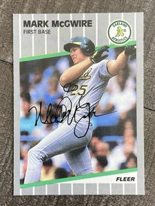 1989 Fleer Mark Mcgwire Autographed card #17 - Picture 1 of 2