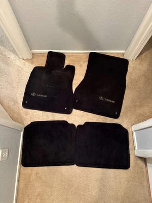 Lexus LS430 Carpeted Floor Mats OEM Black Part #PT548-50030-02 Foto 1 de 3