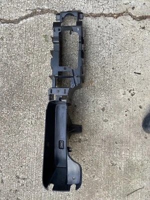 Chevrolet Chevy SSR 2003-2006 Center console support liner Foto 1 de 4