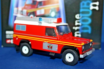 LAND ROVER 110 WELSH FIRE SERVICE L4P FIRE TENDER - 1/43 scale by CORGI CC07704 - Image 1 of 4