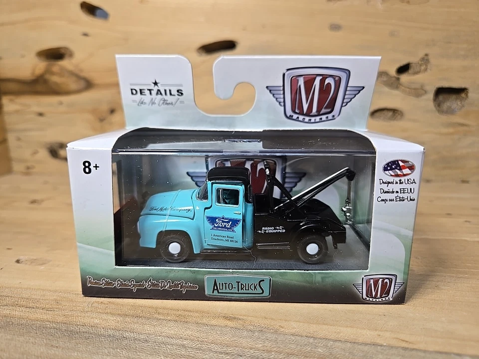 1956 Ford F-100 Tow Truck R52 18-61 M2 Machines Auto-Trucks Premier Edition K697 - Image 1 of 4