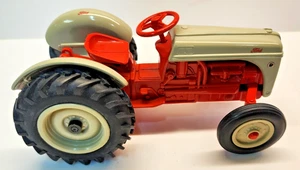 ERTL 1:16 1947-52 Ford 8N Tractor. Loose Mint - Picture 1 of 7