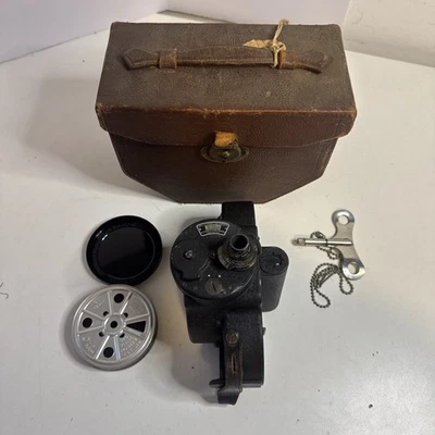 CÁMARA DE CINE AUTOMÁTICA BELL & HOWELL FILMO 16 mm DECORACIÓN VINTAGE utilería antigua Foto 1 de 4