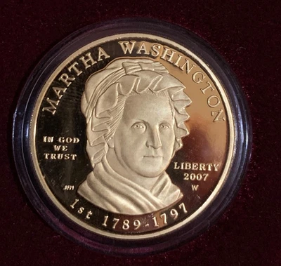 2007 1/2 oz Gold Proof Martha Washington coin (w/Box & COA) - Image 1 of 4