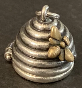 James Avery Bee Hive Sterling Silver **RARE** - Picture 1 of 4