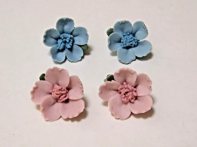 2 PAIR VINTAGE 50's or 60's FLOWER FLORAL CERAMIC CLIP-ON EARRINGS PINK & BLUE - Image 1 of 2