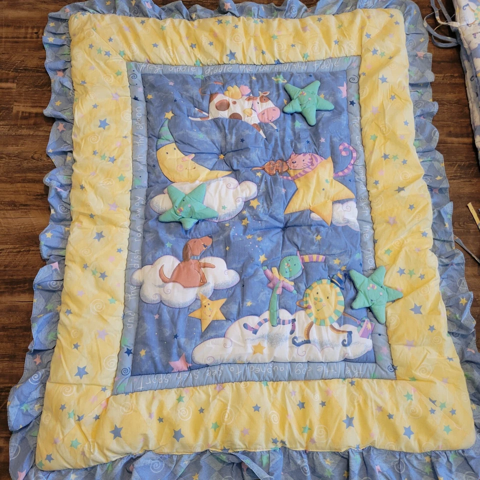 VTG Kidsline Over The Moon Viv Eisner Hess Nursery Rhyme 3D Comforter& Wall Hang - Image 1 of 4