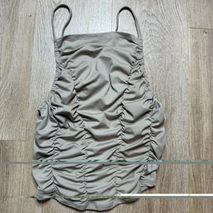 Free People Movement Shirr Enough Ruched Cut Out Neckholder Tank M Beige Neu ohne Etikett - Bild 1 von 3