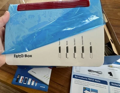 AVM FRITZ!Box 7590 WLAN Router mit Modem - Weiß (20002784) - Bild 1 von 4