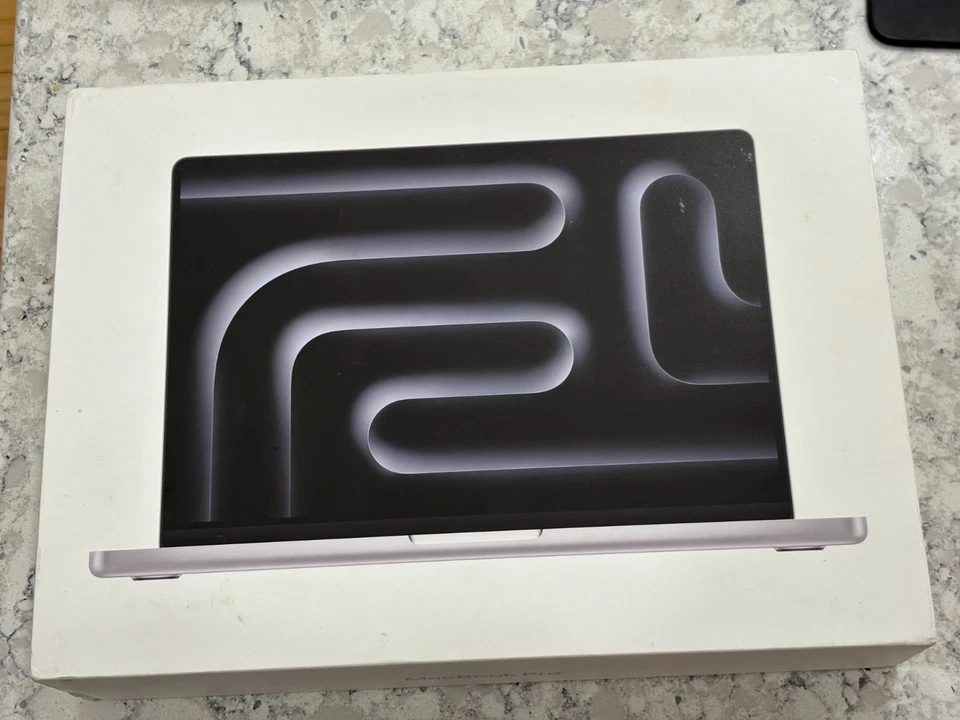 Apple MacBook Pro 14 in 2024 Silver/Apple M4 4.4 GHz, 512 GB 16 GB 10-Core