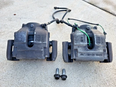 01-06 BMW E46 330i 330Ci Front Left & Right Brake Calipers 57/25 OEM 86k Miles - Image 1 of 4