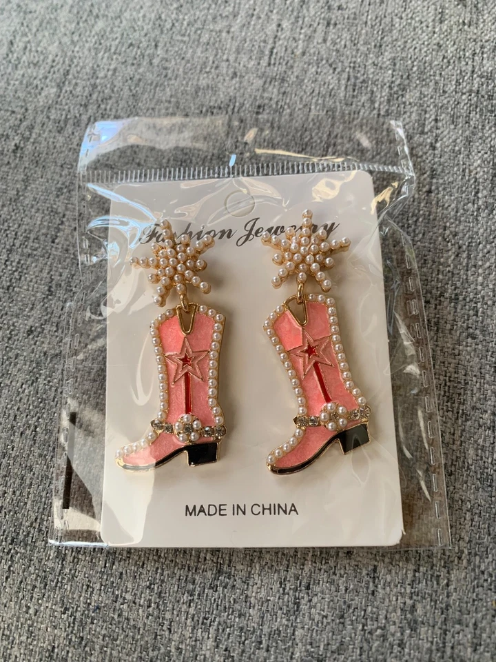 Pendientes perforados de joyería de moda con adornos de perlas rosas para vaqueras-NUEVOS CON ETIQUETAS Foto 1 de 1