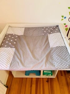 Wickeltisch und Schreibtisch Ikea weiß, opt. mit Schubladen - Bild 1 von 3