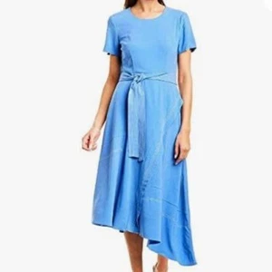 Donna Morgan “Bluebonnet” Dress - Picture 1 of 10