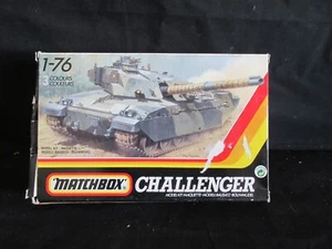 VINTAGE MATCHBOX. CHALLENGER TANK;76 SCALE,DAMAGE TO TRACKS - Picture 1 of 3
