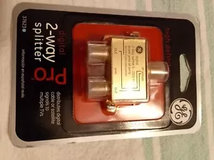 GE Digital Cable, Satellite 2 Way Splitter Pro High Definition 37623 NEW. - Picture 1 of 2