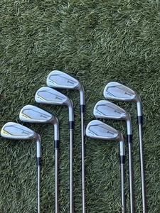 Srixon ZX4 Iron Set 4-PW Recoil Graphite R Flex Good Good Midsize Grips - Picture 1 of 6