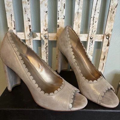 Bomba Pelle Moda Hope Peep Toe Beige Gamuza Sensación Borde Festoneado con Caja 8.5 M Foto 1 de 4