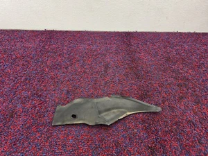 CHEVROLET CAMARO LS 16-24 OEM RIGHT SIDE AIR INLET GRILLE PANEL EXTENSION TRIM - Foto 1 di 4