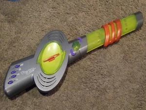 NuJam Guitar by Hasbro (2002) Handheld Electronic Game TESTED & WORKS! - Picture 1 of 2