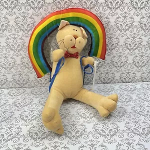 Dakin 1983 Hecho a Mano Vintage Orgullo Bigotes Bajo Arco Iris Fantasías Voladoras - Imagen 1 de 12