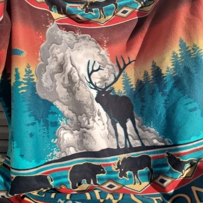 Yellowstone National Park Fleece Throw Blanket 50 X 60 Elk Bear Wolf Buffalo VGC - Image 1 of 4