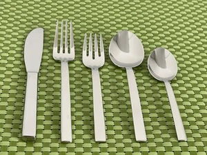 WMF Cromargan MIAMI Stainless Glossy 18/10 NEW Choice Flatware B21N - Picture 1 of 14