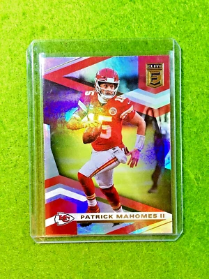 Patrick Mahomes SILVER PRIZM CARD  JERSEY #15 CHIEFS  2020 Elite PATRICK MAHOMES - Image 1 of 4