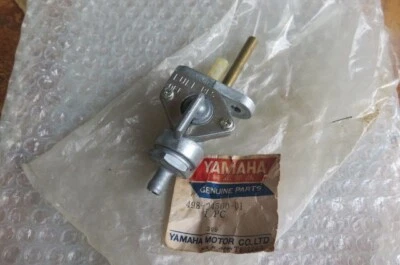 YAMAHA AT1 AT3 CT1 DT100 DT175 DT1 DT250 DT360 DT400 XT500 FUEL COCK NOS SET JP. Foto 1 de 4
