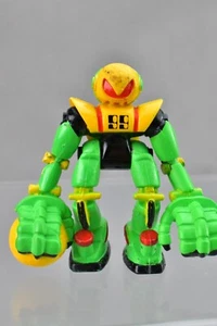 Z-Bots Bladeroller 1993 Micro Machines 2" Mini Vintage - Picture 1 of 2