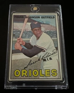 1967 Topps #100 Frank Robinson - Baltimore Orioles - MINT SHARP! - Picture 1 of 2