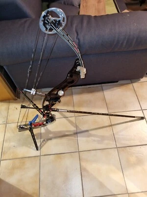 Hoyt Compound Bogen Seven 37 - Bild 1 von 4