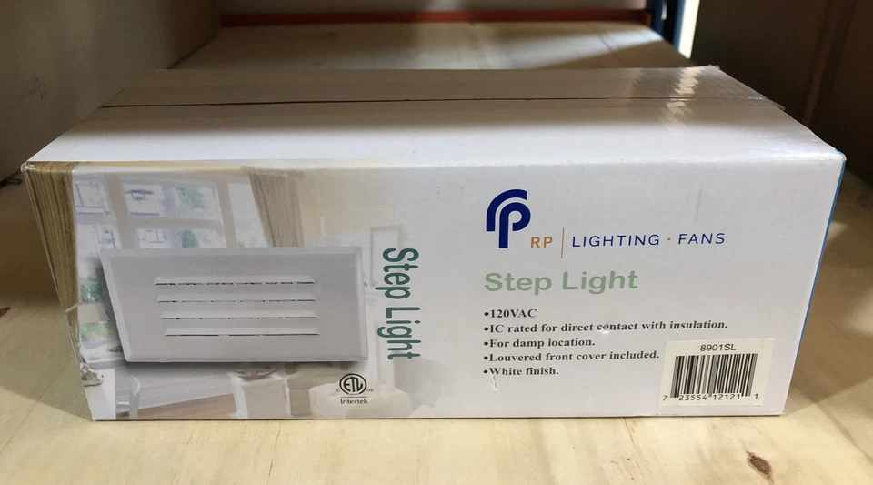 Royal Pacific 8901SL 1 luz de passo leve, localização úmida com persiana branca - Imagem 1 de 1