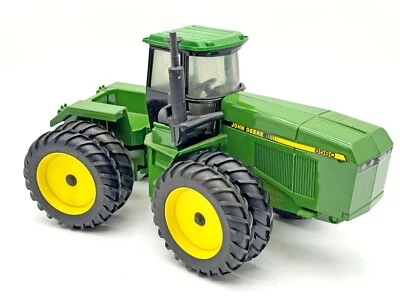 1/16 John Deere 8560 4wd Tractor With Duals - Image 1 of 2