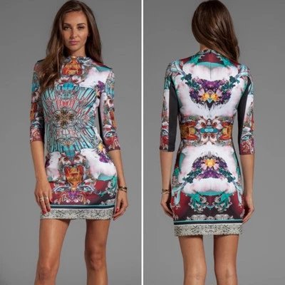 Mini Vestido Pequeño Clover Canyon Royal Horses Funda Neopreno Foto 1 de 4