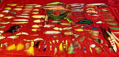 1930s-00 Fishing Lure Collection LOT 127 Pcs Heddon Creek Chub Rapala vtg Tin - Image 1 of 4