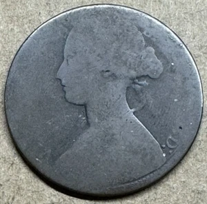 Great Britain - 1870 - Penny - 19th Century British Coin - Queen Victoria - Picture 1 of 3