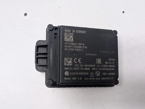 Tesla Model 3 Radar Sensor 1108647-00-B OEM - Picture 1 of 12