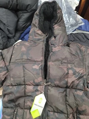 Chaqueta acolchada de peso pesado Free Country reversible para niños grandes con capucha talla XL 18/20  Foto 1 de 4