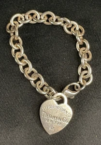 Please Return To Tiffany & Co Sterling Silver Large Heart Tag Charm Bracelet 7" - Picture 1 of 4