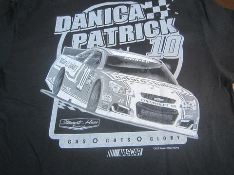 Danica Patrick NASCAR  T-Shirt  #10 Stewart-Haas Racing   Large NEW  R0 Cover
