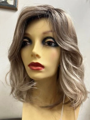 印度 Rene of Paris 假发 出售 $ MOCHA 棕色 - LaceFront 单色部分 5 星 — 第 1/4 张图片