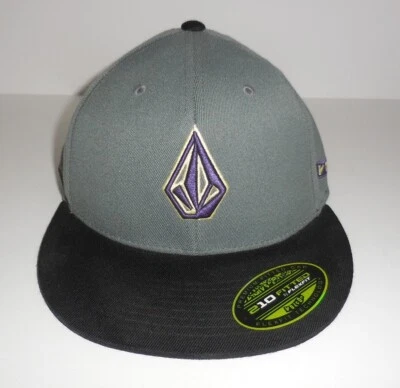 Volcom 210 Fitted, 6 7/8-7 1/4 Baseball Cap Gray Black , Purple Logo - Image 1 of 4